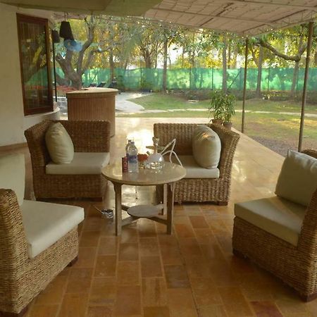 Ccaza Ccomodore By Vista Rooms Alibag Exterior photo